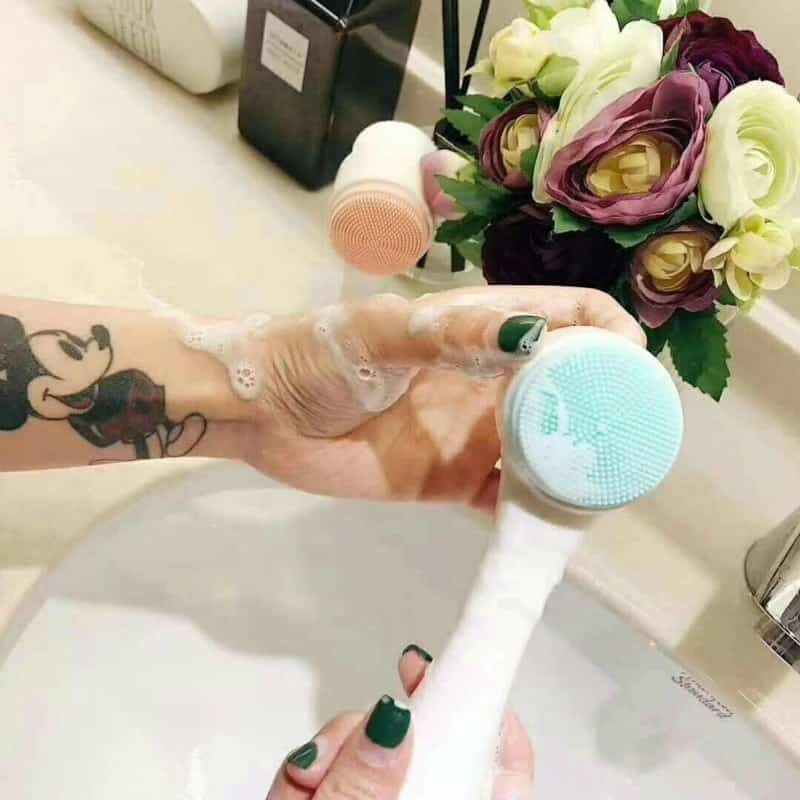 multifunctional face cleanser brush double sided silicone and fiber 2
